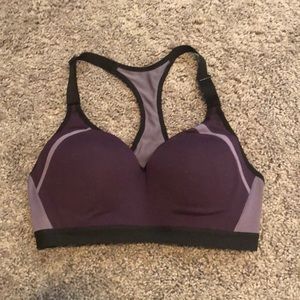 ❤️Victoria Secretes Incredible Sports Bra❤️